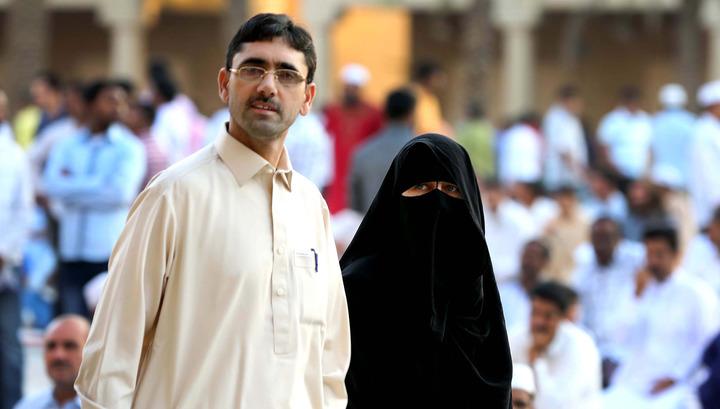 В Саудовской Аравии жених впервые увидел невесту во время свадьбы и сразу развелся