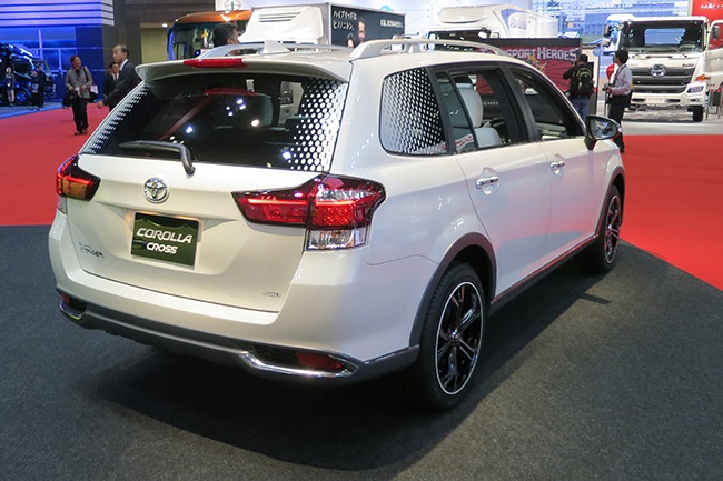 Планы Toyota: Land Cruiser подешевеет, а Corolla станет кроссовером