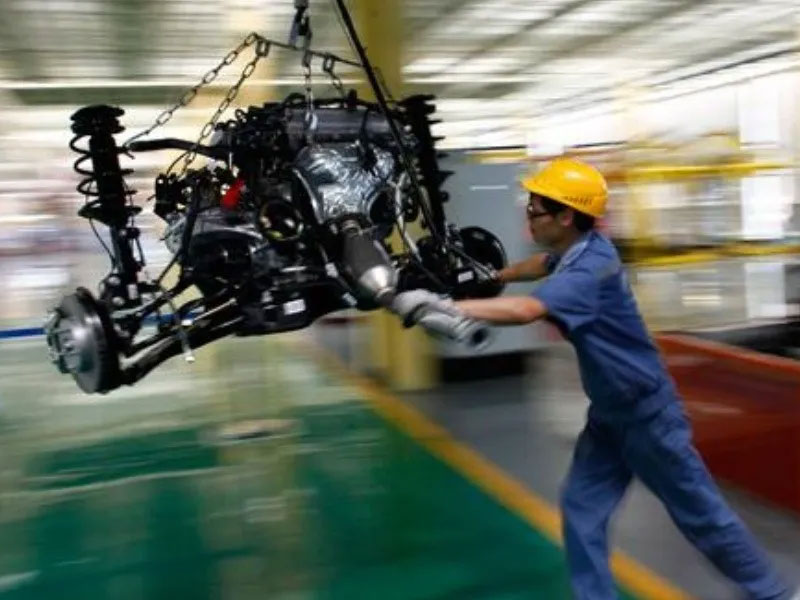Daimler и Geely разработают гибридные двигатели нового поколения