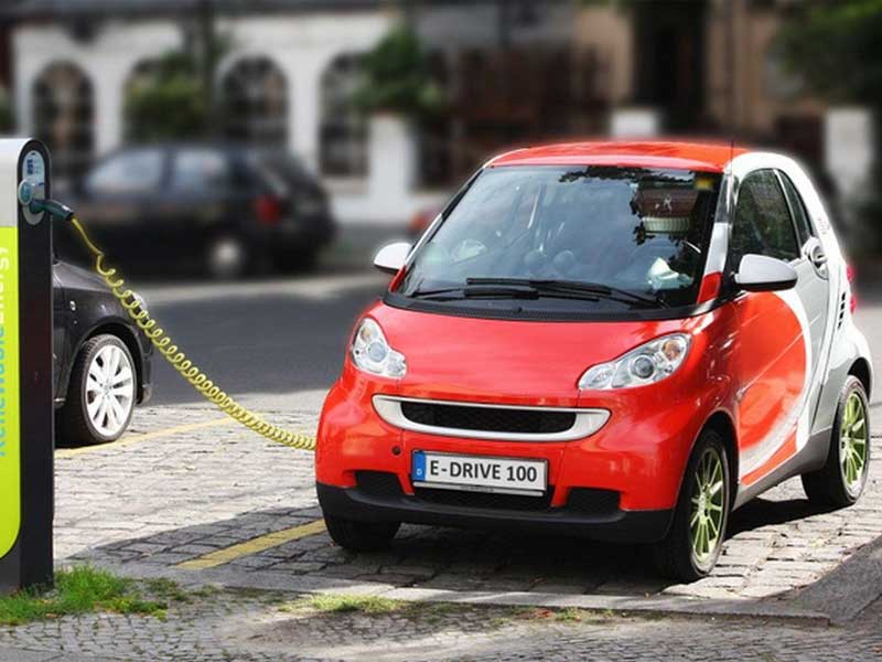 Электромобили обогнали дизельные по количеству новых машин в Европе
