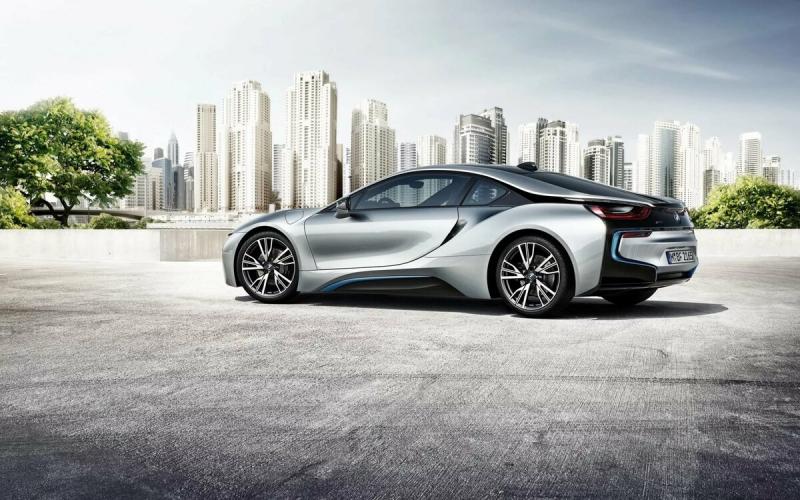 BMW снимает с производства до половины «традиционных» трансмиссий