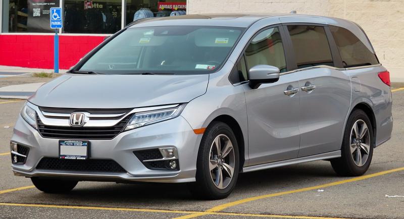 Honda Odyssey 2021 года: продаваемый минивэн получил больше экипировки, обновленный внешний вид