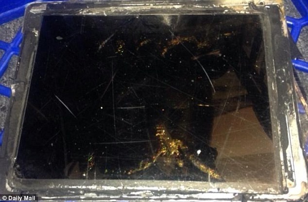 Новый Apple iPad Air сгорел прямо в магазине