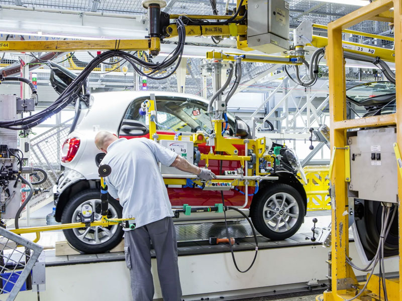 Daimler продала завод, где выпускали электромобили Smart