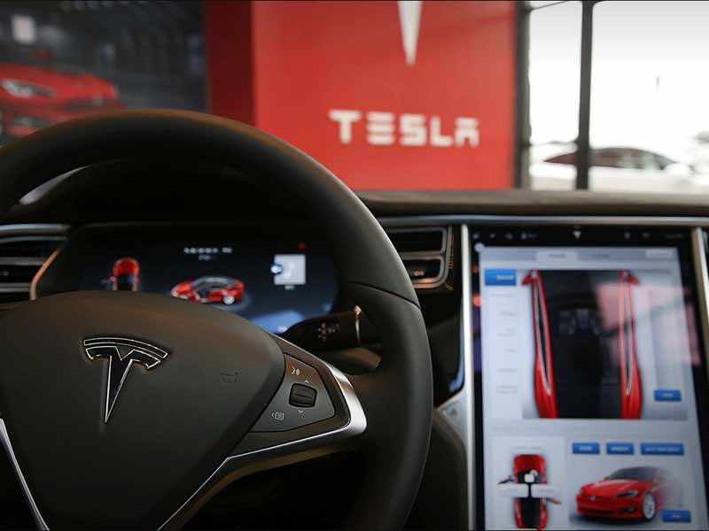 Tesla в ближайшее время расширит выпуск программного обеспечения для самостоятельного вождения?